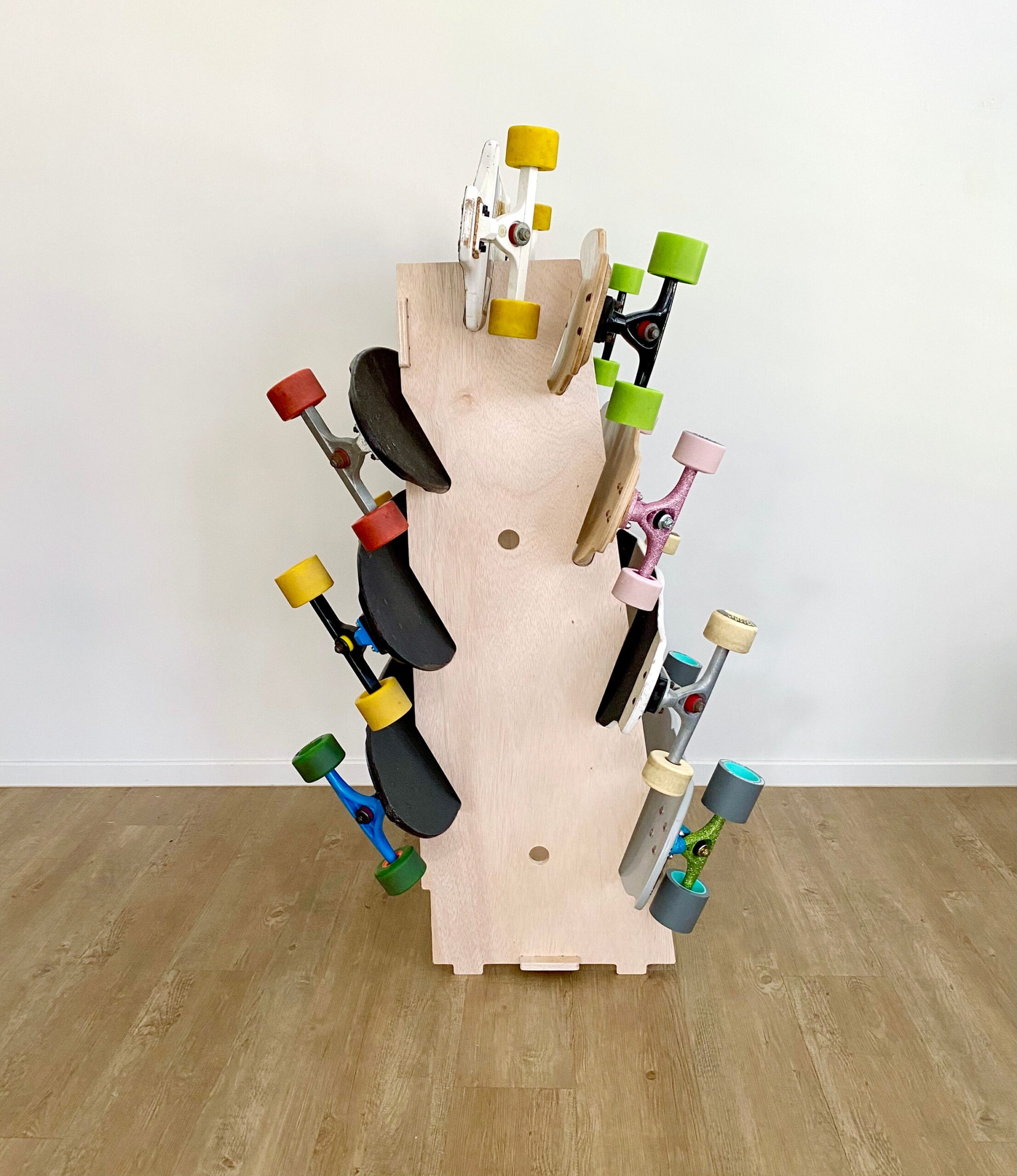 5 Board (9 slots) 1.2m Display Skateboard Rack - Freestanding for Snowboard, Wakeboard, Longboard, Kitesurf boards