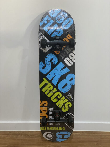 BEGINNER SKATEBOARD COMPLETE 32" x 8"