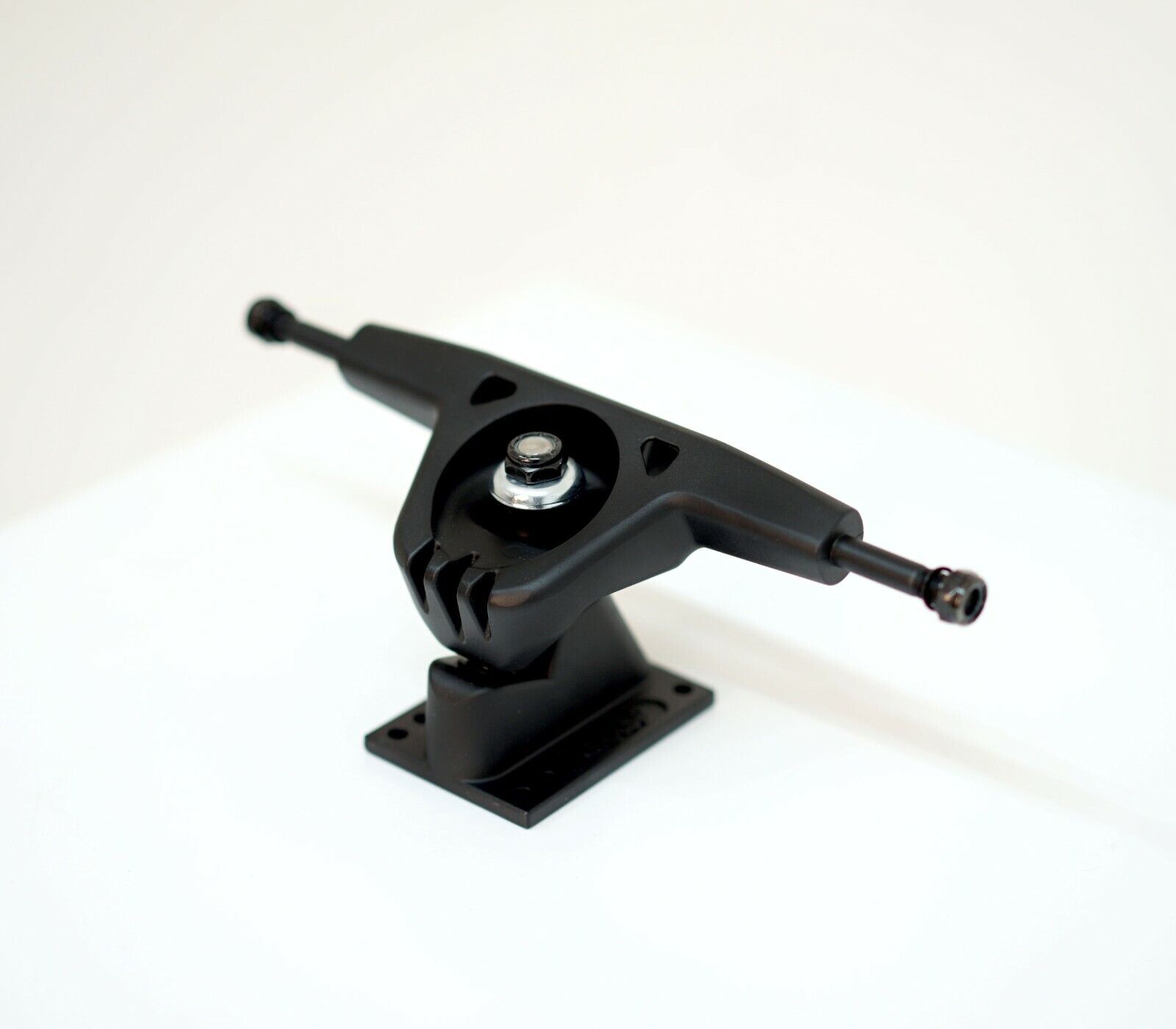 Grasp PADO.23 Surfskate Truck Set - Image 3